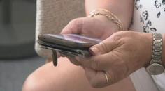 Klikla na reklamu a prišla o všetko. Slovenka dnes spláca úver, ktorý si nikdy nevzala