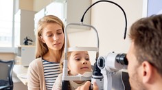 Špecialisti: Vyšetrenie dieťaťa u očného je iné, ako ho poznajú dospelí