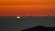 Legendárny zelený lúč, o ktorom písal Jules Verne, sa podarilo odfotiť Slovákovi