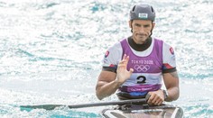 Matej Beňuš sa medzi sezónami venuje hokeju. U neho doma je to šport číslo jeden