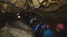 Jedna z najkrajších jaskýň je už pol roka zatvorená. Dôvodom sú úradné naťahovačky