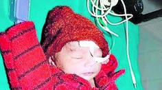 Indka porodila vo vlaku na záchode, bábätko sa prepadlo na koľajisko