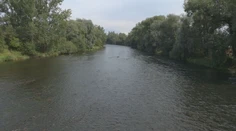 Váh bojuje so suchom. Priehrady ho zatiaľ držia nad vodou