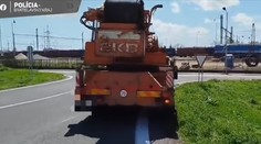 Vodič išiel po D1 tak pomaly, že ho policajti pri Senci vykázali z diaľnice