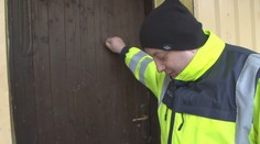 Prechádzali byt za bytom. Policajti a úradníci na severovýchode Slovenska kontrolovali nájomné byty a majiteľov psov