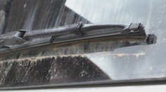 Vodiči pozor, zrážky opäť prinesú na Slovensko piesok zo Sahary