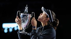 Garbine Muguruzová sa stala prvou španielskou víťazkou MS WTA Tour