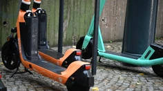 Od septembra prídu veľké zmeny. Niektoré elektrokolobežky budú na cestách nelegálne, stopku dostanú aj na chodníkoch
