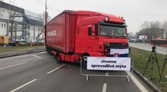 Autodopravcovia upustili od pôvodného plánu. Dnes nebudú blokovať žiadny úsek
