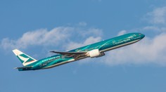 Pilot sa pokúsil prepašovať na palubu nože. Polícia ho zadržala