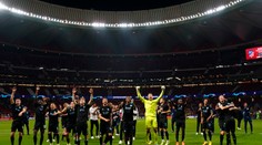 Belgický zázrak mieri do osemfinále, Lobotkov Neapol prestrieľal Ajax a pridal sa k postupujúcim