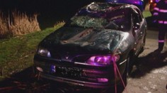 Mladík, ktorý autom vletel do rybníka a zabil kamarátov, prehovoril