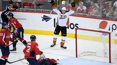 VIDEO-NHL: Edmonton po nájazdoch vyhral na ľade St. Louis