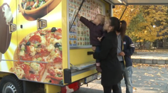 Legendárna podomová zmrzlina mení majiteľa. Jej zvučka mnohým pripomína detstvo