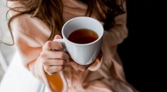 Pozor na čierny čaj. S niektorými liekmi môže narobiť problémy
