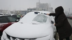 Po mrazivej noci vykukne slnko. Na Slovensko sa ale už ženie ďalšia vlna sneženia
