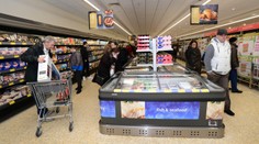 Poplatok za vstup do predajne. Známy obchodný reťazec zavádza novinku, zákazníci sa búria