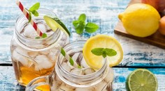 Nekupujte ľadový čaj! Urobte si ho