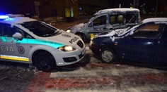 "Vodič roka" je z Popradu: Na mol opitý, bez vodičáku, nabúral do policajného auta