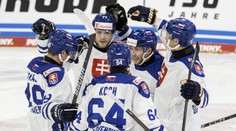 Od obhajoby trofeje ich delí posledný krok. Slováci ťažili z výborného úvodu, Lotyšom nedali šancu