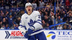 VIDEO: Toronto vstúpilo do semifinále lepšie. Prestrelku rozhodol Knies