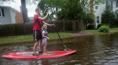 Hurikán Dorian už opustil štát Severná Karolína, niekde zanechal spúšť