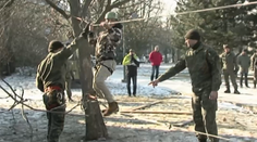 Ľudia si po prvý raz vyskúšali vojenský výcvik. Trúfli by ste si?