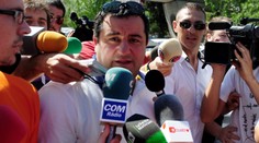 Vo štvrtok ho bulvár predčasne pochoval, v sobotu smrť už potvrdila rodina