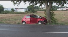 Auto sa rútilo po ceste, akoby bolo bez šoféra