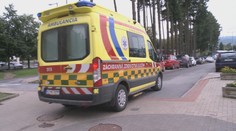 Útok na záchranára: Pomáhal zbitému opitému mladíkovi, ten mu zlomil prst