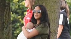 Ľudia boli k Meghan nemilosrdní. Po týchto fotkách ju označili za zlú mamu