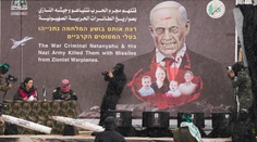 Telá štyroch izraelských rukojemníkov si prevzal Červený kríž. Hamas z ich smrti viní Netanjahua