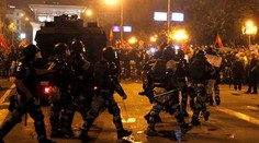 Macedónsko, nedáme si vziať meno: Násilný protest ukončila polícia