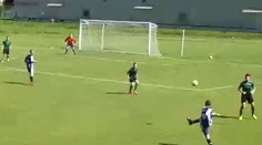 Frajer na záver: Hnúšťan Bukovský z diaľky prekvapil brankára Veľkého Krtíša