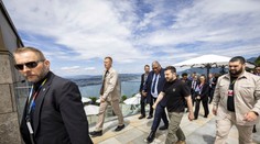 Rusko počas mierového summitu zintenzívnilo útoky na fronte