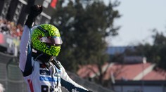 Lando Norris suverénne vyhral v Mexiku a dostal sa na čelo šampionátu. Komisári udeľovali penalizácie