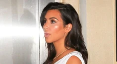 Konečne odhalená! Zadok Kardashianky nie je taký veľký, týmto si pomáha