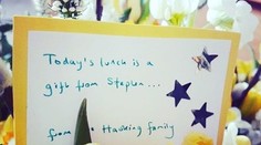 Splnili posledné želanie Stephena Hawkinga. Rozplakalo množstvo ľudí