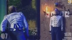 Najhorší vrhač nožov na svete: Najskôr prsty, potom hlava