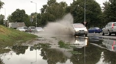 Vodiči pozor, pre prívalové dažde obmedzili rýchlosť na D1