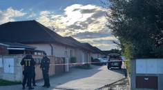 Tragický nález neďaleko Prahy. Polícia objavila v dome mŕtve telá rodičov a ich dvoch malých detí