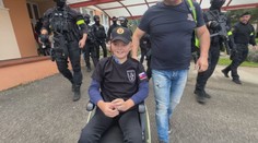 Nitrianski kukláči prekvapili priamo v škole 11-ročného chlapca. Prišli za ním uprostred hodiny angličtiny