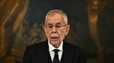 Rakúsky prezident poveril predsedu krajne pravicovej FPÖ zostavením novej vlády