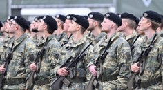 Po streľbe v kasárňach neďaleko Viedne zomrel vojak, ďalší je zranený