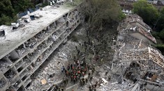 Tel Aviv zasiahli rakety. Irán útočil aj na medzinárodné letisko