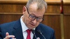 Kollár sa opäť vyhráža: Ak tisíce lekárov dajú výpovede, odídeme z vlády