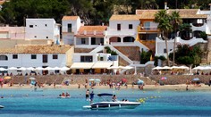 Na turistami obľúbenej Malorke zadržali štyroch mužov podozrivých z terorizmu