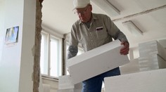 Američan zadarmo pomáha Slovensku. Neuveríte, koľko má rokov