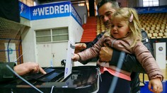 Opozičné strany zvíťazili v predčasných parlamentných voľbách v Kosove