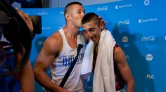 Tankó má napokon bronz, na úvod dostal spŕšku úderov